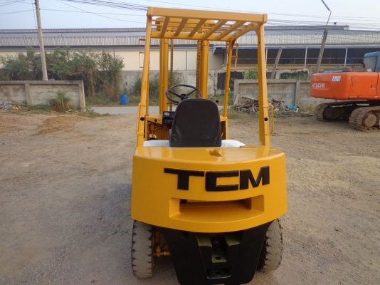 รถยก TCM FD25 Z2 เครื่องดีเซล ติดต่อคุณจิ๊ด โทร. 089-7949488