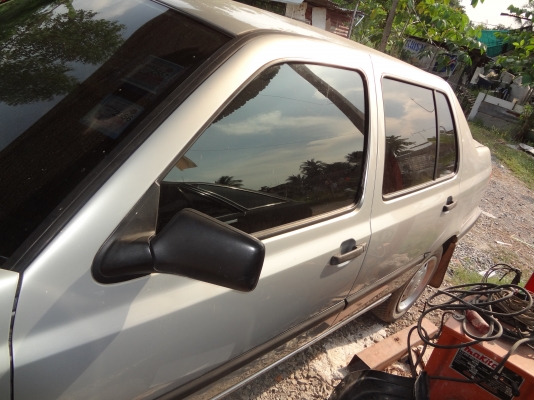 เก๋ง แอร์เย็น เกียร์ออโต้  จัดราคาตรุษจีนเท่านั้น