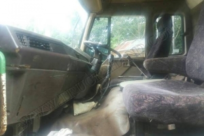 รถบรรทุกดั๊ม 10 ล้อ 2 เพลายี่ห้อ MITSUBISHI รุ่น FM527M