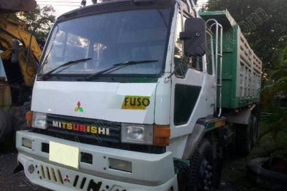 รถบรรทุกดั๊ม 10 ล้อ 2 เพลายี่ห้อ MITSUBISHI รุ่น FM527M