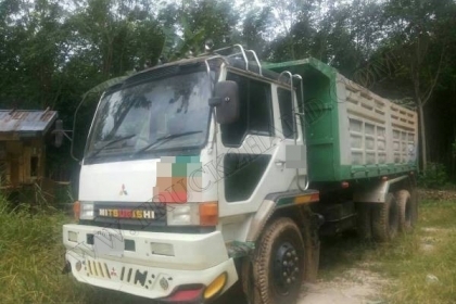 รถบรรทุกดั๊ม 10 ล้อ 2 เพลายี่ห้อ MITSUBISHI รุ่น FM527M