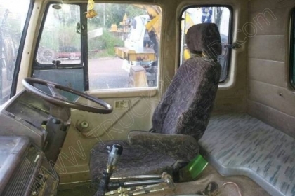 รถบรรทุกดั๊ม 10 ล้อ 2 เพลายี่ห้อ MITSUBISHI รุ่น FM527M