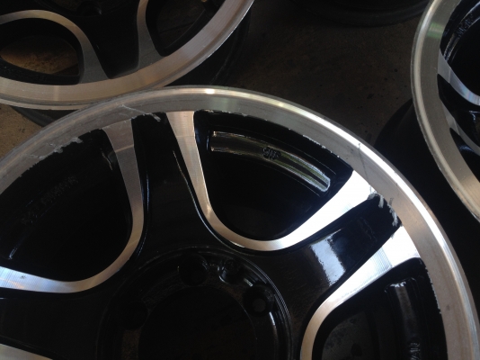 ขายล้อ Interspeed Japan ขอบ 15x8.5 ออฟ-28 6/139.7 สภาพสวยครับ