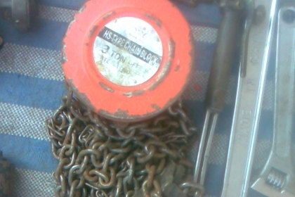 รอกขนาด 3 ตัน เก่าเก็บสภาพเดิมๆครับสวยๆครับมี 1 ตัน 1700 บาท   2 ตัน  ราคา 2200 ครับ  และ 3  ตัน  2700 บาทครับ  ราคานี้คุ้มมากๆครับใช้ยาวครับรุ่นนี้