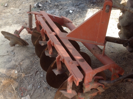 ปัญญาแทรคเตอร์มาแล้ว...จัดมาให้ครับ คูโบต้า L2605 พร้อม ใบมีด และ ผาน 5 ตามสภาพครับ