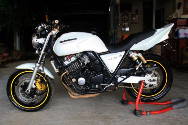 ขาย CB 400 ปี 96 ปลั๊กแดง คาร์บูไฟฟ้า สรรพสามิตแท้ ท่อเลส ปลายyoshimura 74000 ขาย CB 400 ปี 96 ปลั๊กแดง คาร์บูไฟฟ้า สรรพสามิตแท้ ท่อเลส ปลายyoshimura 74000