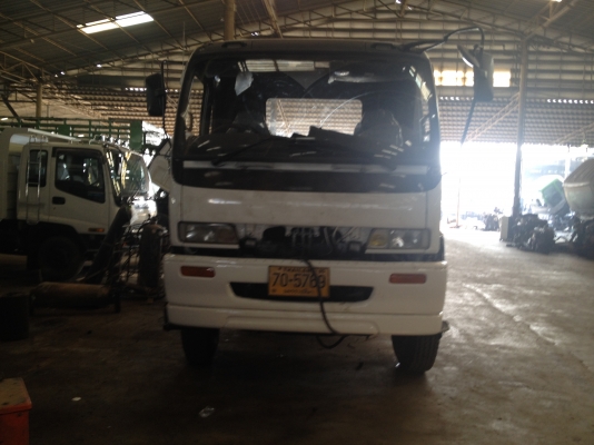 กำลังเก็บงานครับรีบเลยคันนี้ DECA เครื่อง 320 แรงม้า 2 เพลารถห้างเดิมๆครับ รอเจ้าของอยู่ครับ รถเก็บงานใหม่หมดทั้งคัน พร้อมรับประกัน เครื่อง เกียร์ เฟืองท้ายระบบไฟระบบแอร์ ครับ มีเล่มครับ กำลังเก็บงานครับรีบเลยคันนี้ DECA เครื่อง 320 แรงม้า 2 เพลารถห้างเดิมๆครับ รอเจ้าของอยู่ครับ รถเก็บงานใหม่หมดทั้งคัน พร้อมรับประกัน เครื่อง เกียร์ เฟืองท้ายระบบไฟระบบแอร์ ครับ มีเล่มครับ