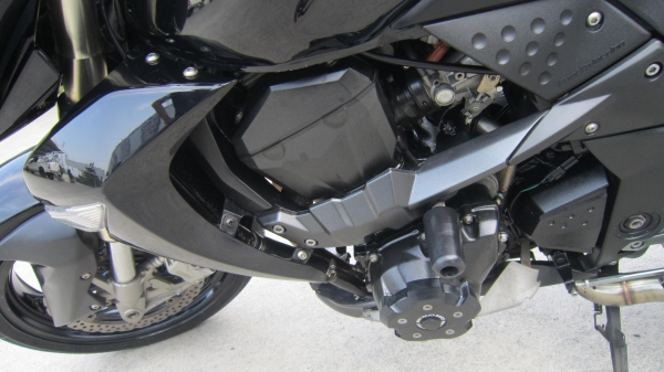 ขาย kawasaki z1000 ปี 2008 ทะเบียน (โอนนอก) ราคา 285000