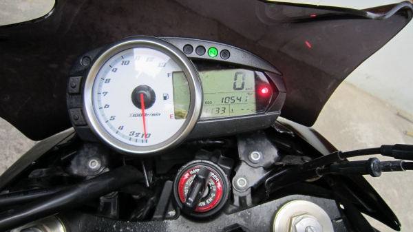 ขาย kawasaki z1000 ปี 2008 ทะเบียน (โอนนอก) ราคา 285000
