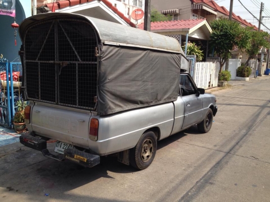 ขาย/แลกครับ mazda 1.3 ตามสภาพครับ เอาไปทำมาหากิน. LPG มีหลังคาพร้อม เเบตใหม่ ขับปกติ ความร้อนไม่มีปัญหา น้ำมนเครื่องไม่ขาด คัตซีไม่มีผุ ใช้งานปกติ ทะเบียนสวย ถุงเงิน เครื่องดี ประหยัดมากกกกกกก ขับทางไกลสบาย บรรทุกของได้เยอะ เอกสารครบ ราคาถูกกว่า มอไซอีกคร