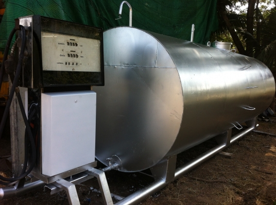 ขายถังน้ำมัน 9000 ลิตร พร้อม หัวจ่าย ลด 75000 บาท