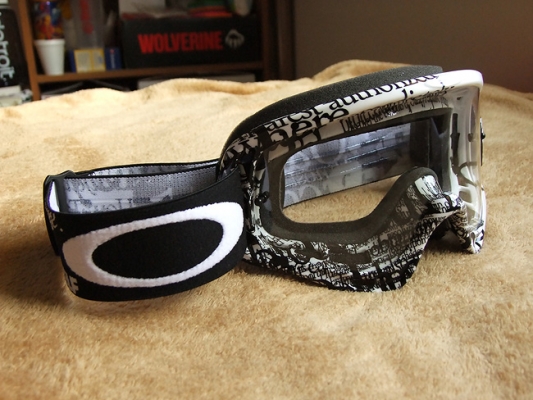 ขายแว่น Goggle Oakley O Frame MX แท้ ๆ สำหรับใส่ขี่ Jet Ski...