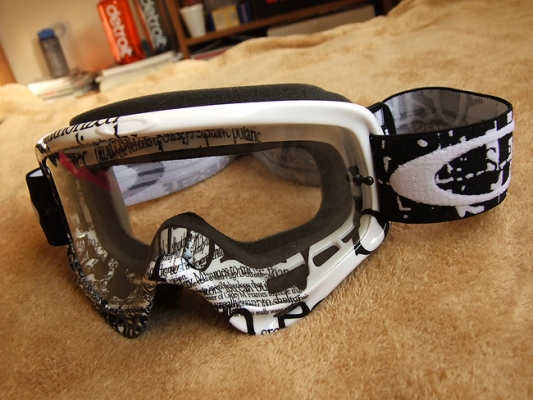 ขายแว่น Goggle Oakley O Frame MX แท้ ๆ สำหรับใส่ขี่ Jet Ski...