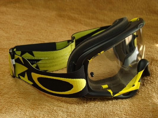 ขายแว่น Goggle Oakley O Frame MX แท้ ๆ สำหรับใส่ขี่ Jet Ski...
