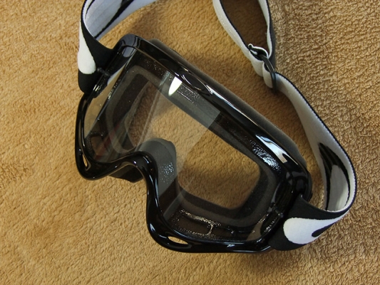 ขายแว่น Goggle Oakley O Frame MX แท้ ๆ สำหรับใส่ขี่ Jet Ski...