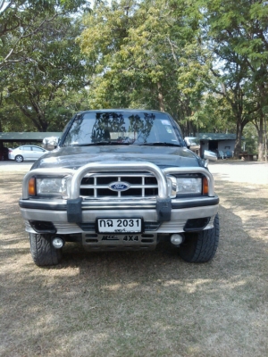ford4&times;4ปี2000บางๆเดิมๆพร้อมลุย