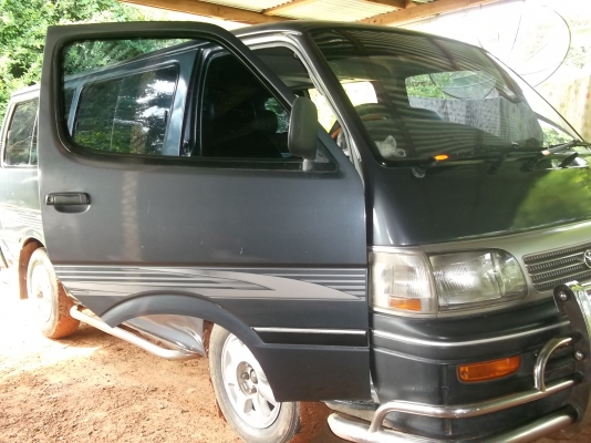 ขายรถตู้ toyota ปี 39 พร้อมใช้งาน ขายรถตู้ toyota ปี 39 พร้อมใช้งาน