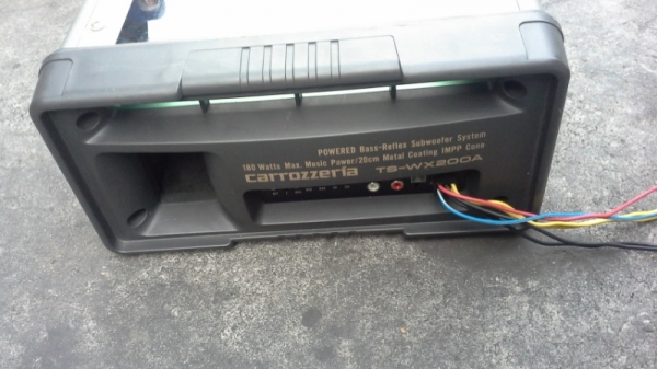 ตู้ Sub Woofer มีแอมป์ในตัวของ Pioneer Carrozzeria