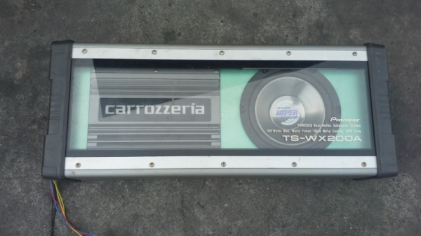 ตู้ Sub Woofer มีแอมป์ในตัวของ Pioneer Carrozzeria