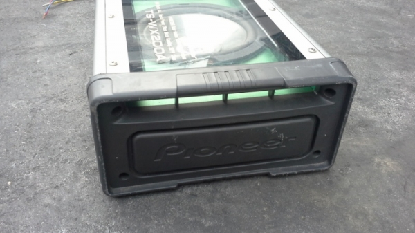ตู้ Sub Woofer มีแอมป์ในตัวของ Pioneer Carrozzeria