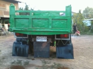 ขายด่วนรถหกล้อดั้มหัวยาว เครื่อง 6BD1 165 แรง เฟืองท้ายใหญ่ 200 ยาง 9 ขอบ 20 รถใช้งานทุกวัน เจ้าของขายเอง