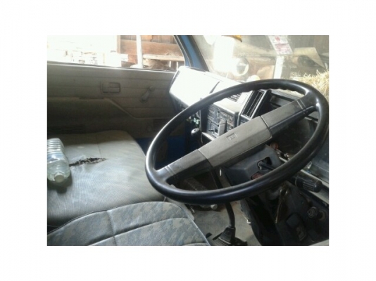 ขายดัมพ์ISUZU NKR100แรง เครื่องดี แคชซีสวย เอกสารพร้อมโอน