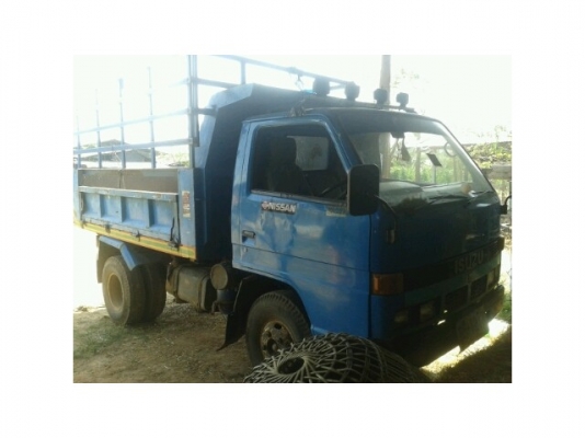 ขายดัมพ์ISUZU NKR100แรง เครื่องดี แคชซีสวย เอกสารพร้อมโอน