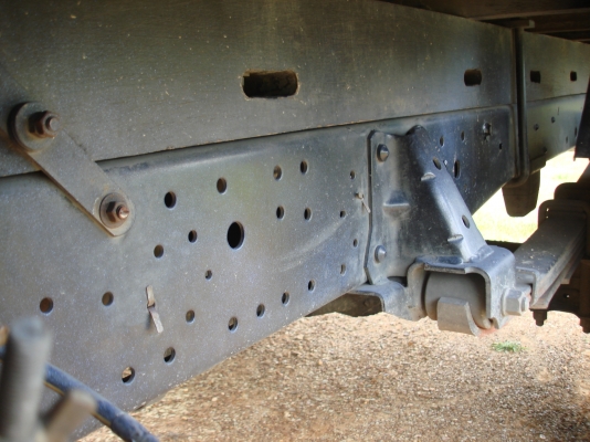 ISUZU NKR 4 ล้อ ปี 46 เครื่อง 100 แรงเทอร์โบ ยาว 3.10 ม. ISUZU NKR 4 ล้อ ปี 46 เครื่อง 100 แรงเทอร์โบ ยาว 3.10 ม.