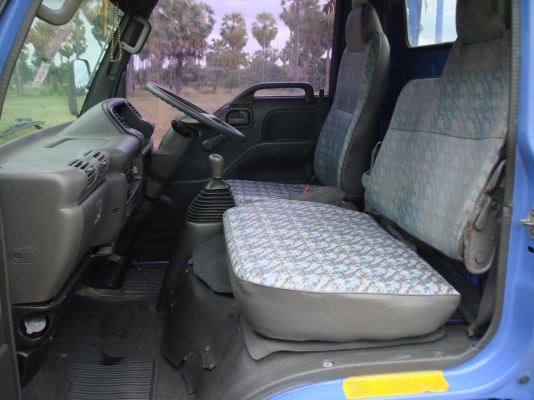 ISUZU NKR 4 ล้อ ปี 46 เครื่อง 100 แรงเทอร์โบ ยาว 3.10 ม. ISUZU NKR 4 ล้อ ปี 46 เครื่อง 100 แรงเทอร์โบ ยาว 3.10 ม.