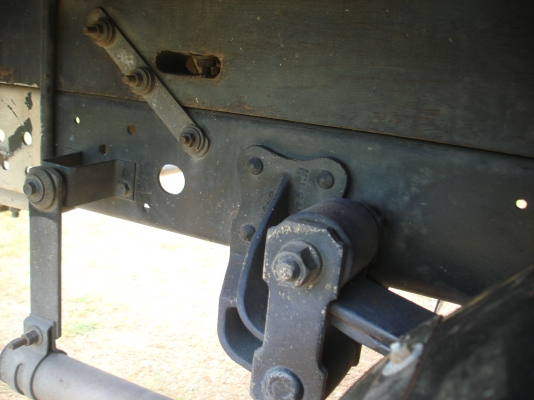 ISUZU NKR 4 ล้อ ปี 46 เครื่อง 100 แรงเทอร์โบ ยาว 3.10 ม. ISUZU NKR 4 ล้อ ปี 46 เครื่อง 100 แรงเทอร์โบ ยาว 3.10 ม.