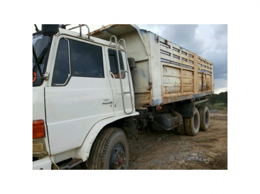 ขายดาว F18ดัมพ์2เพลา เครื่อง185แรง สวยพร้อมใช้