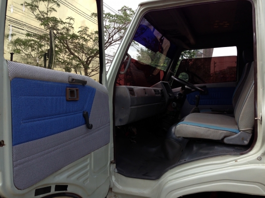 HINO FC2W 120 แรง ดั๊ม 4 ตัน HINO FC2W 120 แรง ดั๊ม 4 ตัน