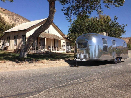 Vintage Airstream trailer classic 26ft