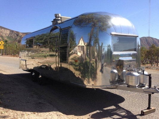 Vintage Airstream trailer classic 26ft