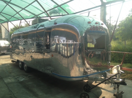 Vintage Airstream trailer classic 26ft