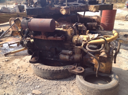 ขายครับ อะไหล่ KOMATSU 200-1 ทั้งคัน สภาพสวยๆ  สนใจชิ้นไหนโทรสอบถามได้นะครับ