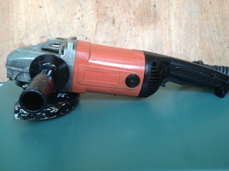 ขายหินเจียรไฟฟ้า 7" maktec MT900