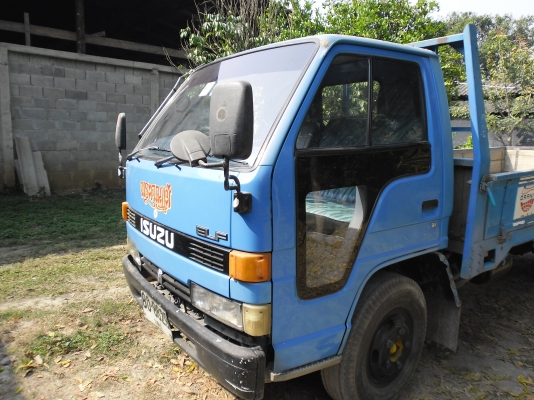 ขาย 6 ล้อ NKR สภาพสวย พร้อมใช้ ## ขาย 6 ล้อ NKR สภาพสวย พร้อมใช้ ##