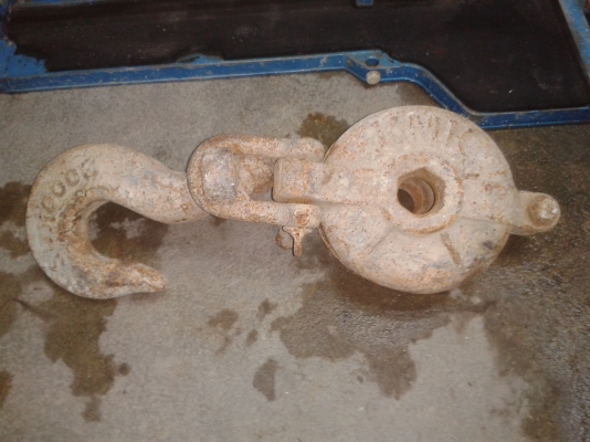 ตะขออะไรไม่รู้ครับขาย 1000 บาท