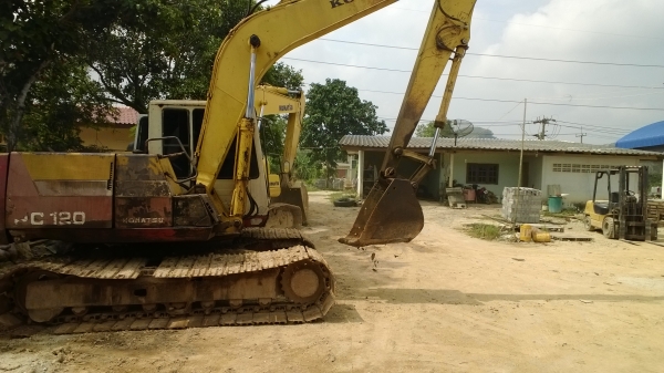 PC120-5 คอนโทนสั้นเดิมๆ ตูดแดงสีเดิม มีเล่มทะเบียน เอวแน่น ปั้มแรง เครื่องดี.. PC120-5 คอนโทนสั้นเดิมๆ ตูดแดงสีเดิม มีเล่มทะเบียน เอวแน่น ปั้มแรง เครื่องดี..