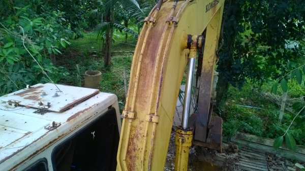 PC120-5 คอนโทนสั้นเดิมๆ ตูดแดงสีเดิม มีเล่มทะเบียน เอวแน่น ปั้มแรง เครื่องดี.. PC120-5 คอนโทนสั้นเดิมๆ ตูดแดงสีเดิม มีเล่มทะเบียน เอวแน่น ปั้มแรง เครื่องดี..