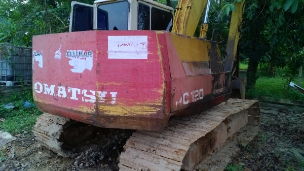 PC120-5 คอนโทนสั้นเดิมๆ ตูดแดงสีเดิม มีเล่มทะเบียน เอวแน่น ปั้มแรง เครื่องดี.. PC120-5 คอนโทนสั้นเดิมๆ ตูดแดงสีเดิม มีเล่มทะเบียน เอวแน่น ปั้มแรง เครื่องดี..