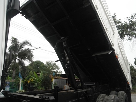 ขายรถบรรทุก 10 ล้อดั๊พม์ ยี่ห้อ MITSUBISHI รุ่น FUSO 527 เทอร์โบ TF