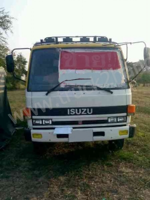 รถบรรทุก 6 ล้อ ยี่ห้อ ISUZU รุ่น FBA12LA