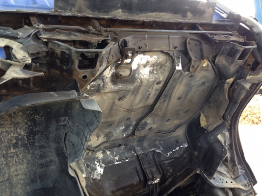 ISUZU NKR 4 ล้อ ปี 2547 100 แรงเทอร์โบ