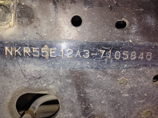 ISUZU NKR 4 ล้อ ปี 2547 100 แรงเทอร์โบ