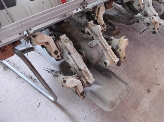 รถดำนา Mitsubishi  รุ่น MPR55  จำนวน 5 แถว