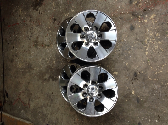 ขายแม็กขอบ 15 toyota 6 รู