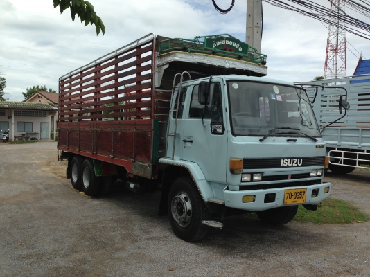 ISUZU FVM นางฟ้า 195 แรง ยาว 7.20 ม.