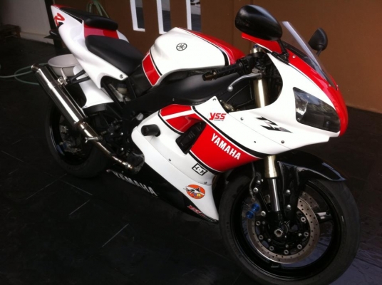 R1 ปี 99 ทะเบียน 180,000